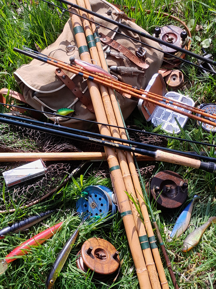 Eine Sammlung von Angelgeräten